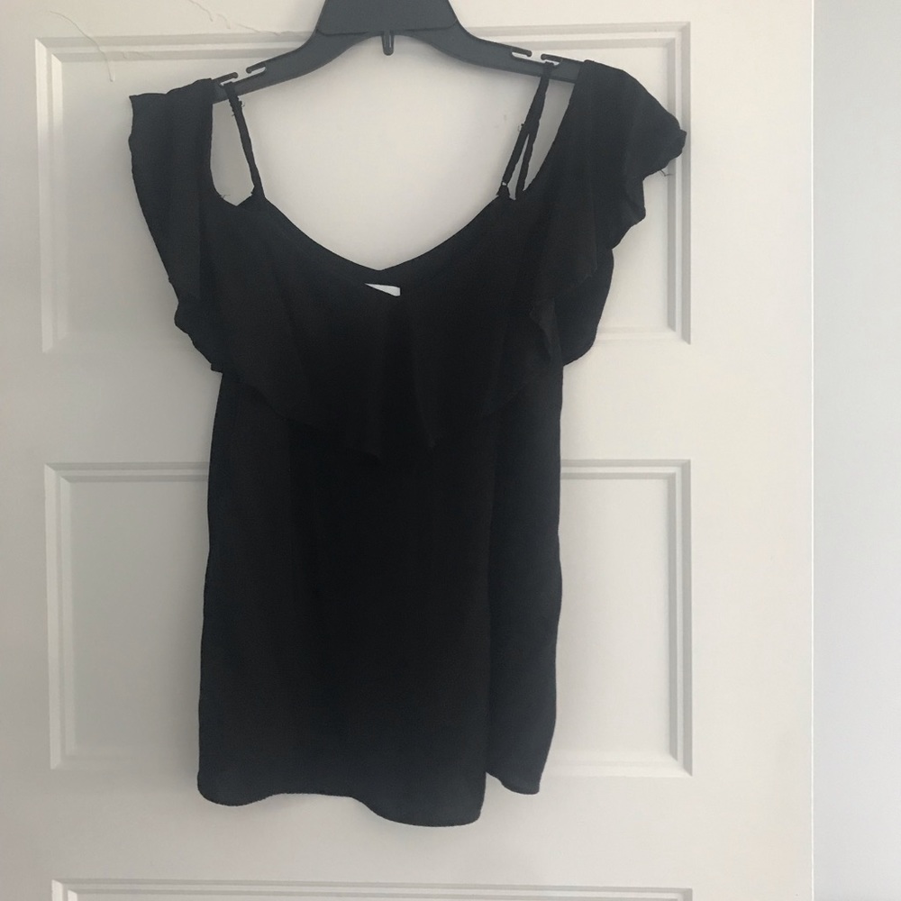 Summer off-shoulder shirt